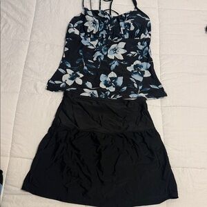 Island scape 2 piece tankini swimsuit skirt size 10